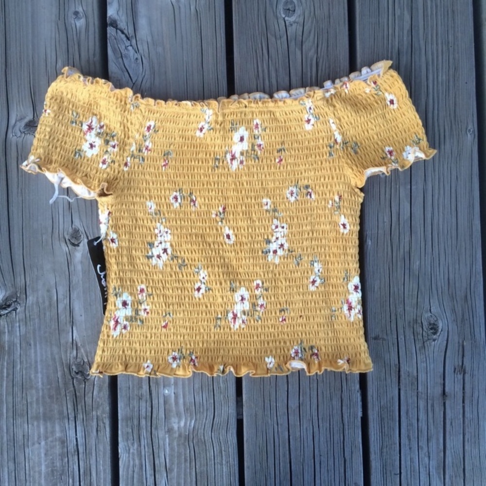 OFF THE SHOULDER MUSTARD FLORAL SMOCK CROP TOP